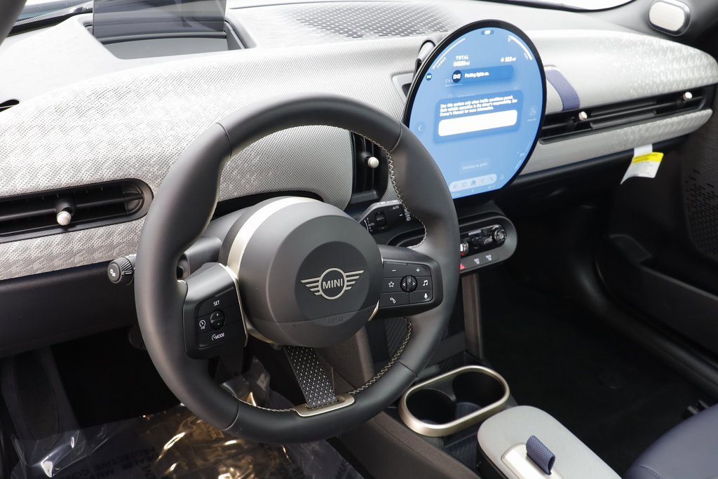 Certified 2025 MINI Cooper S image 7