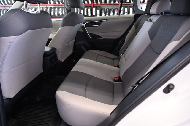 Used 2021 Toyota RAV4 XLE w/ Convenience Package AWD/4WD image 12