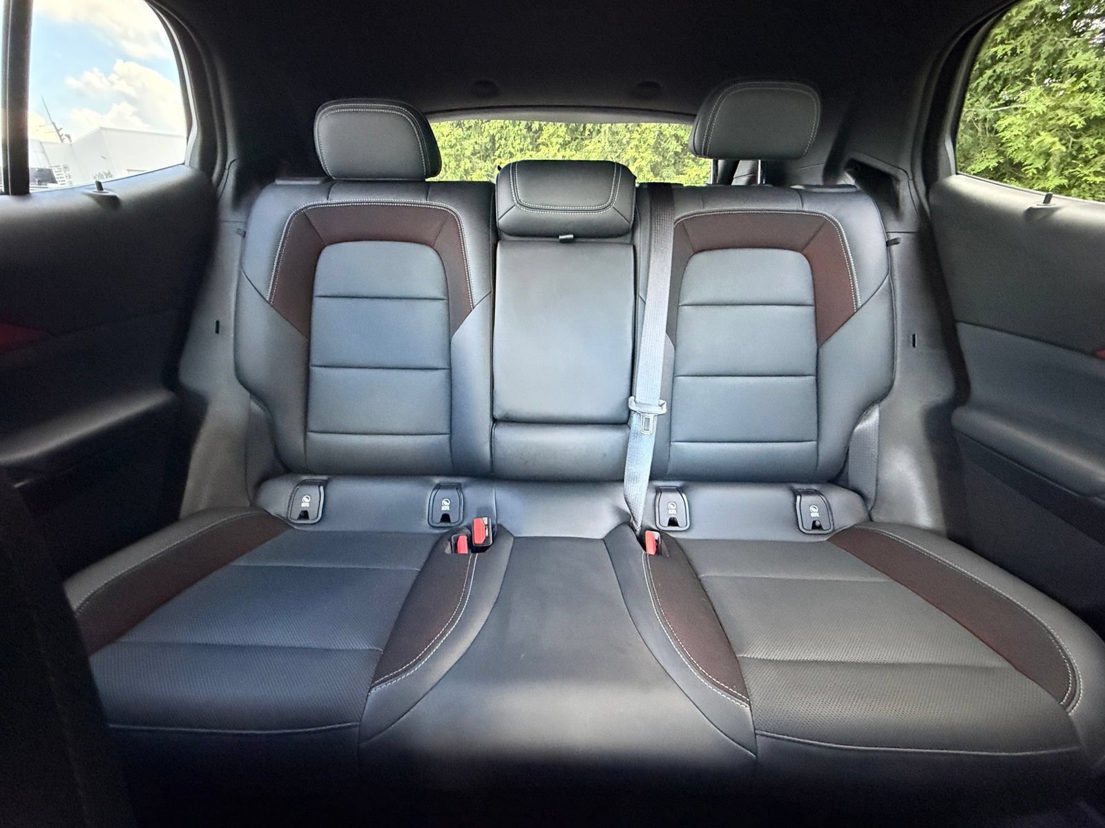 Used 2024 Chevrolet Equinox EV RS FWD image 3