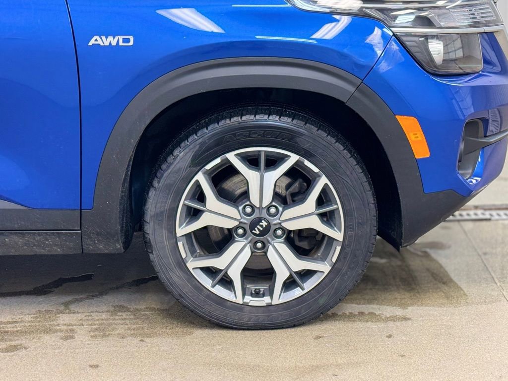 Used 2021 Kia Seltos EX image 4