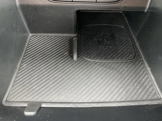 Certified 2025 Kia Sorento SX image 26