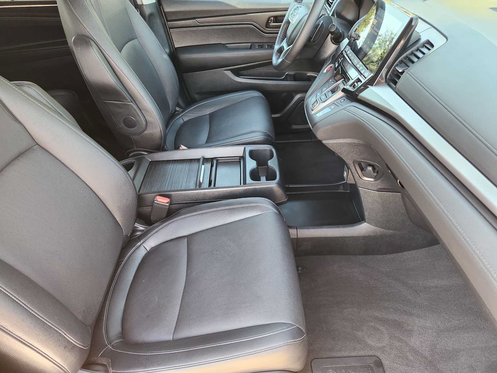 Used 2024 Honda Odyssey EX-L image 13