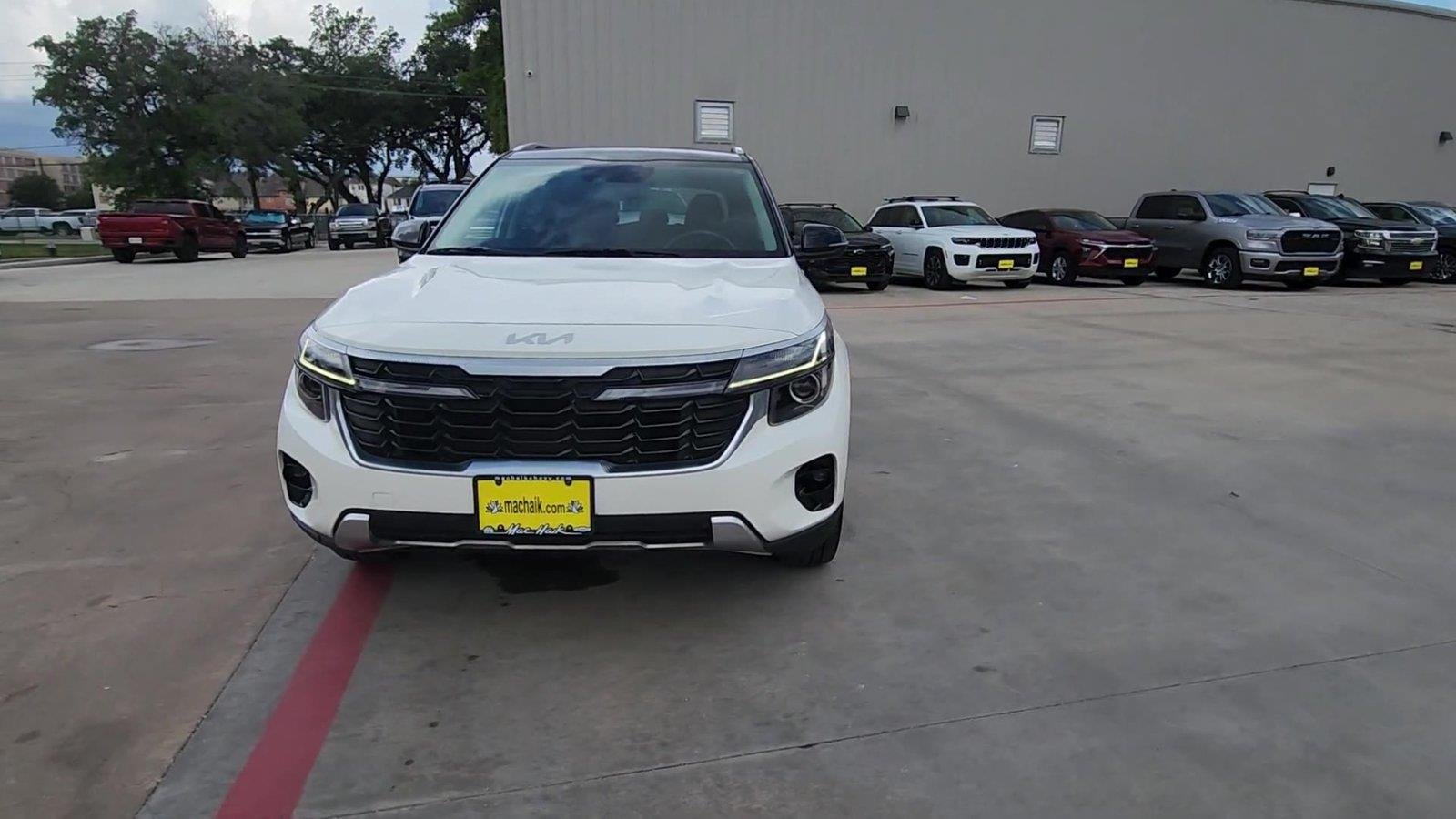 Used 2024 Kia Seltos S FWD image 3