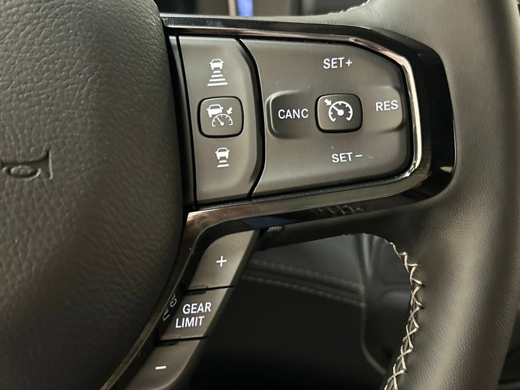 New 2026 RAM 2500 Limited AWD/4WD image 21