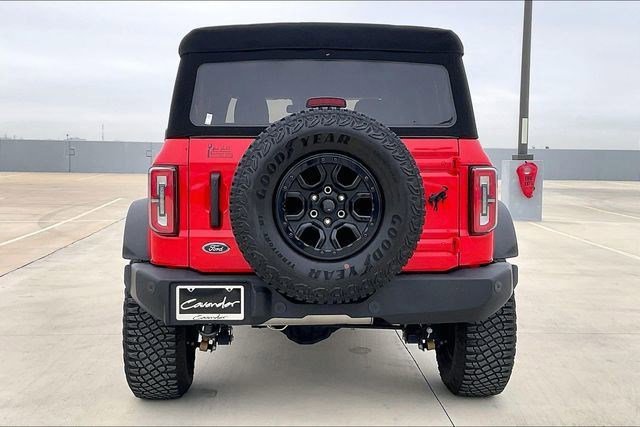 Used 2022 Ford Bronco Wildtrak image 4