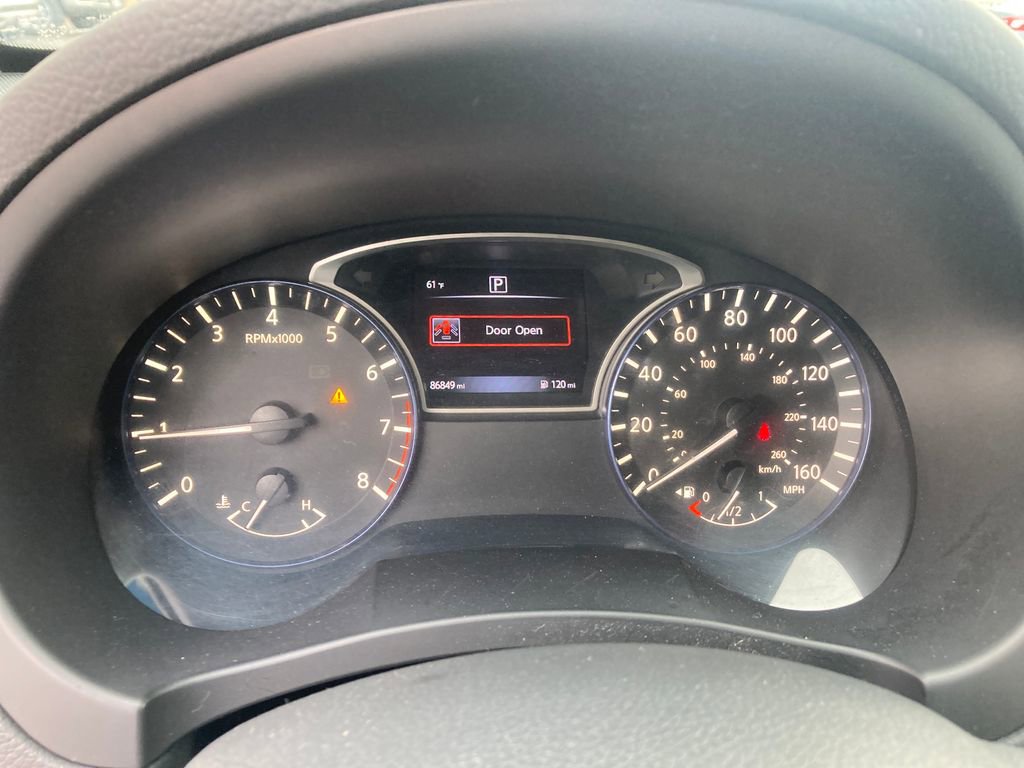 Used 2017 Nissan Altima 2.5 SR FWD image 19