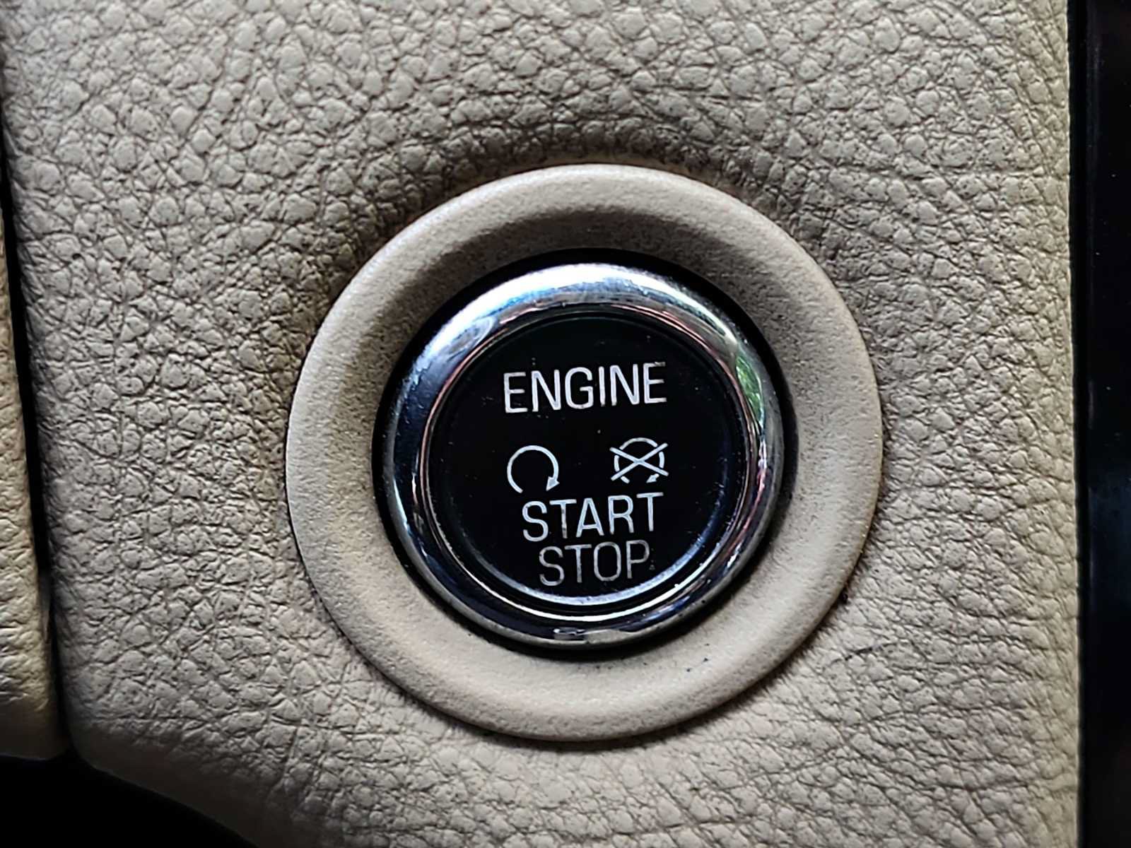 Used 2019 Ford Taurus Limited FWD image 14