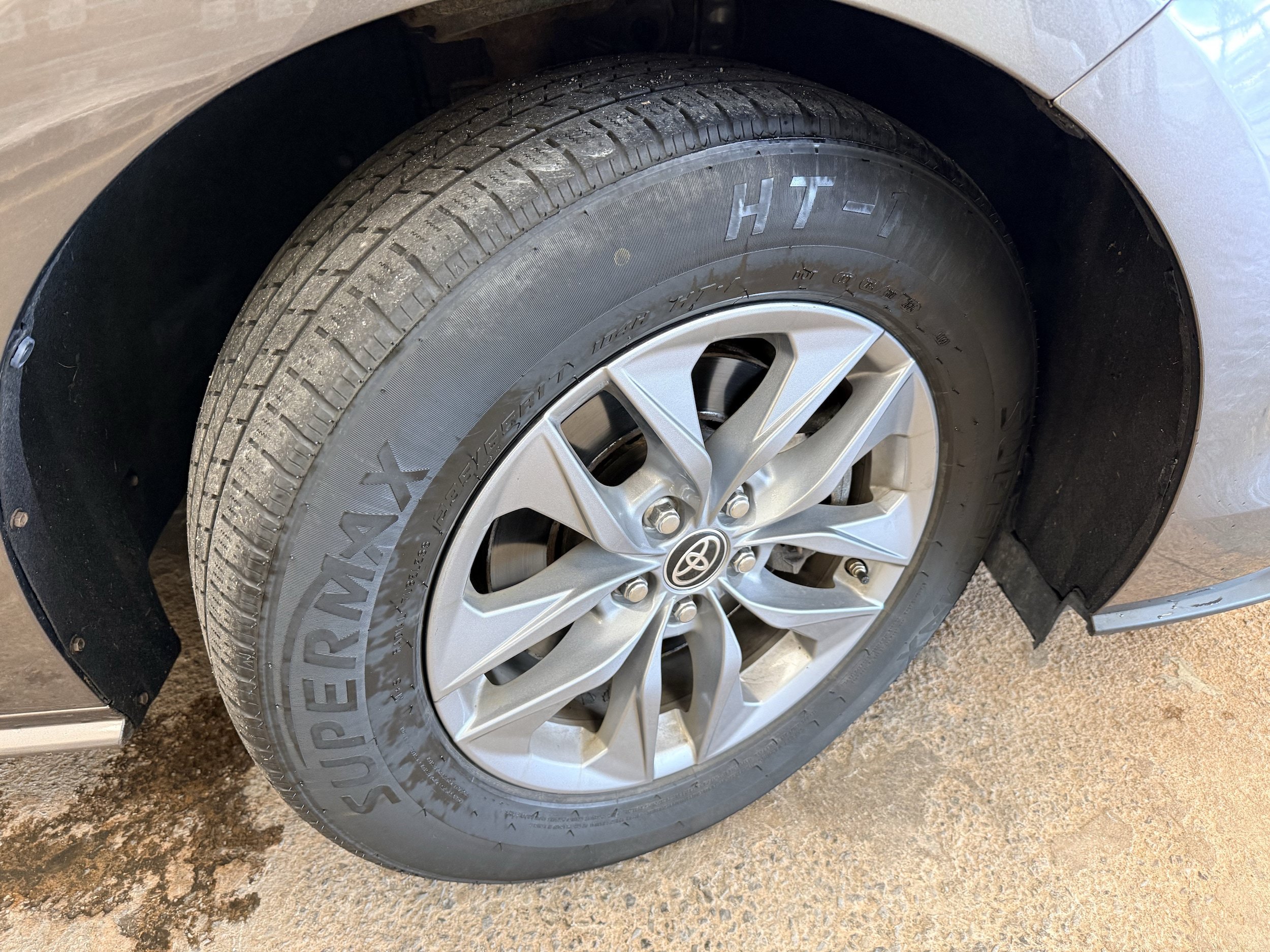 Used 2022 Toyota Sienna XLE AWD/4WD image 12