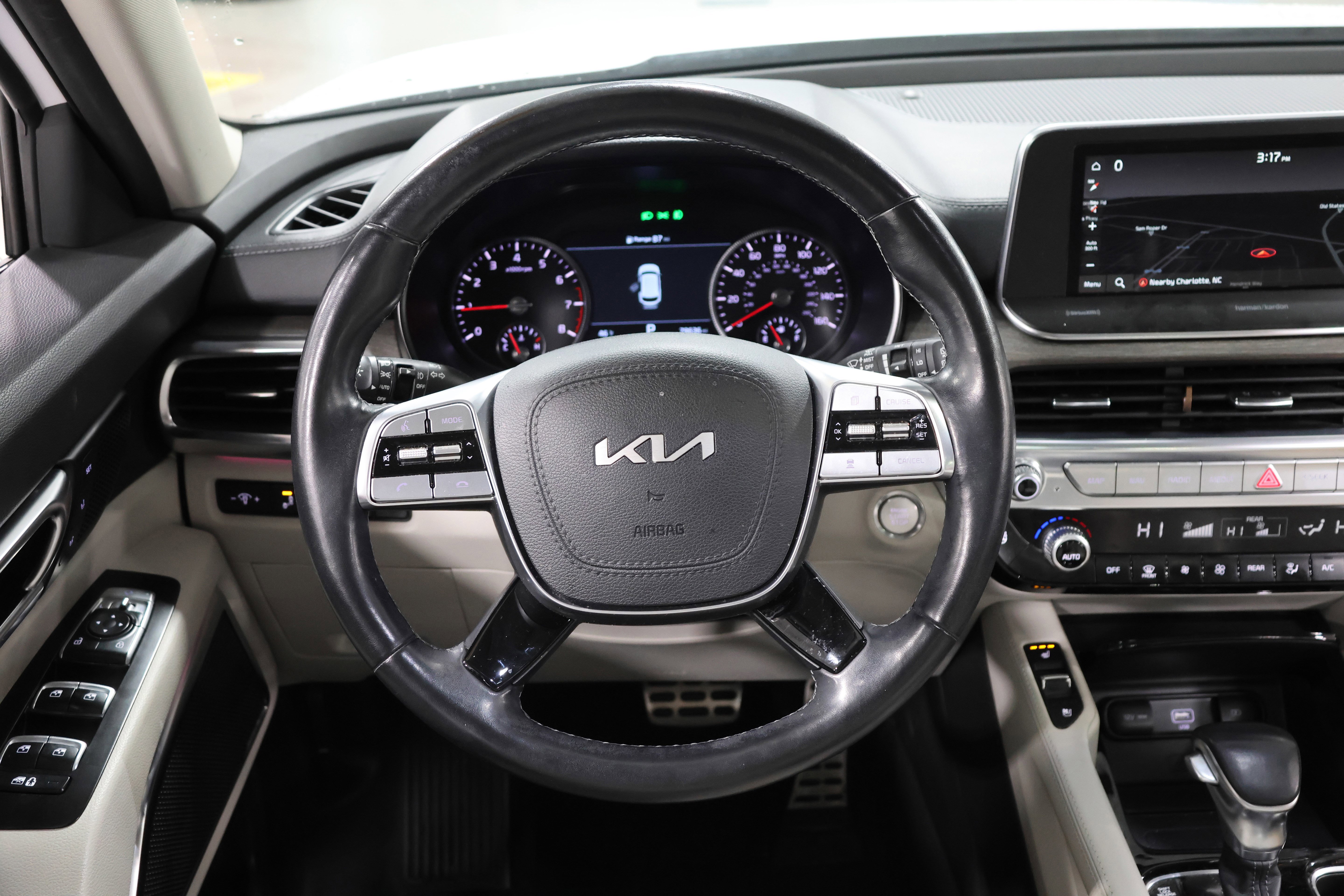 Used 2022 Kia Telluride SX image 17