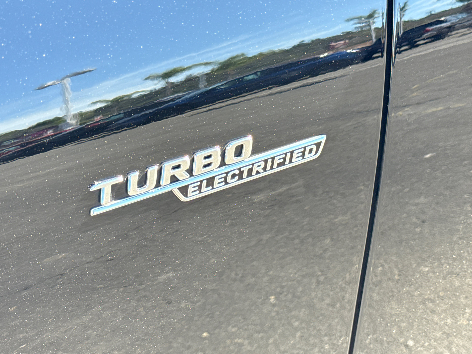 Used 2024 Mercedes-Benz GLC 43 AMG 4MATIC image 8