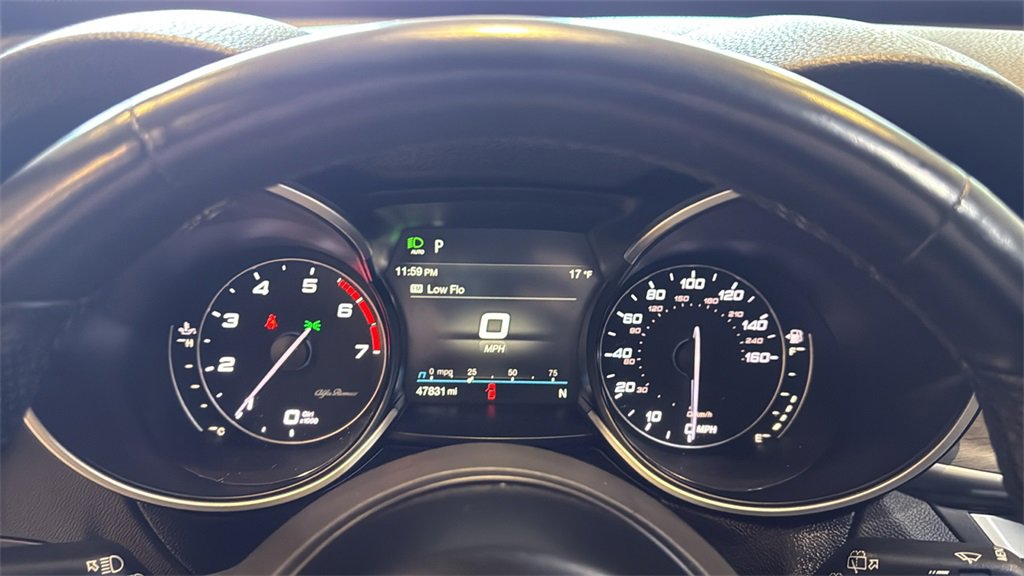 Used 2020 Alfa Romeo Stelvio Ti w/ Nero Edizione image 30