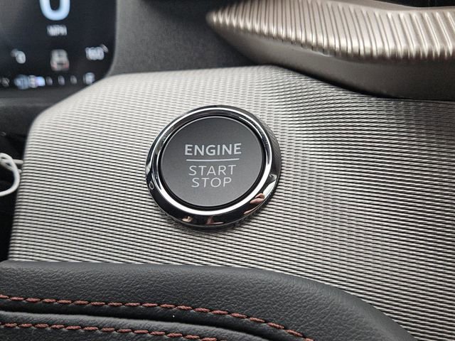 New 2026 Ford Explorer Active w/ Active Comfort Package image 17
