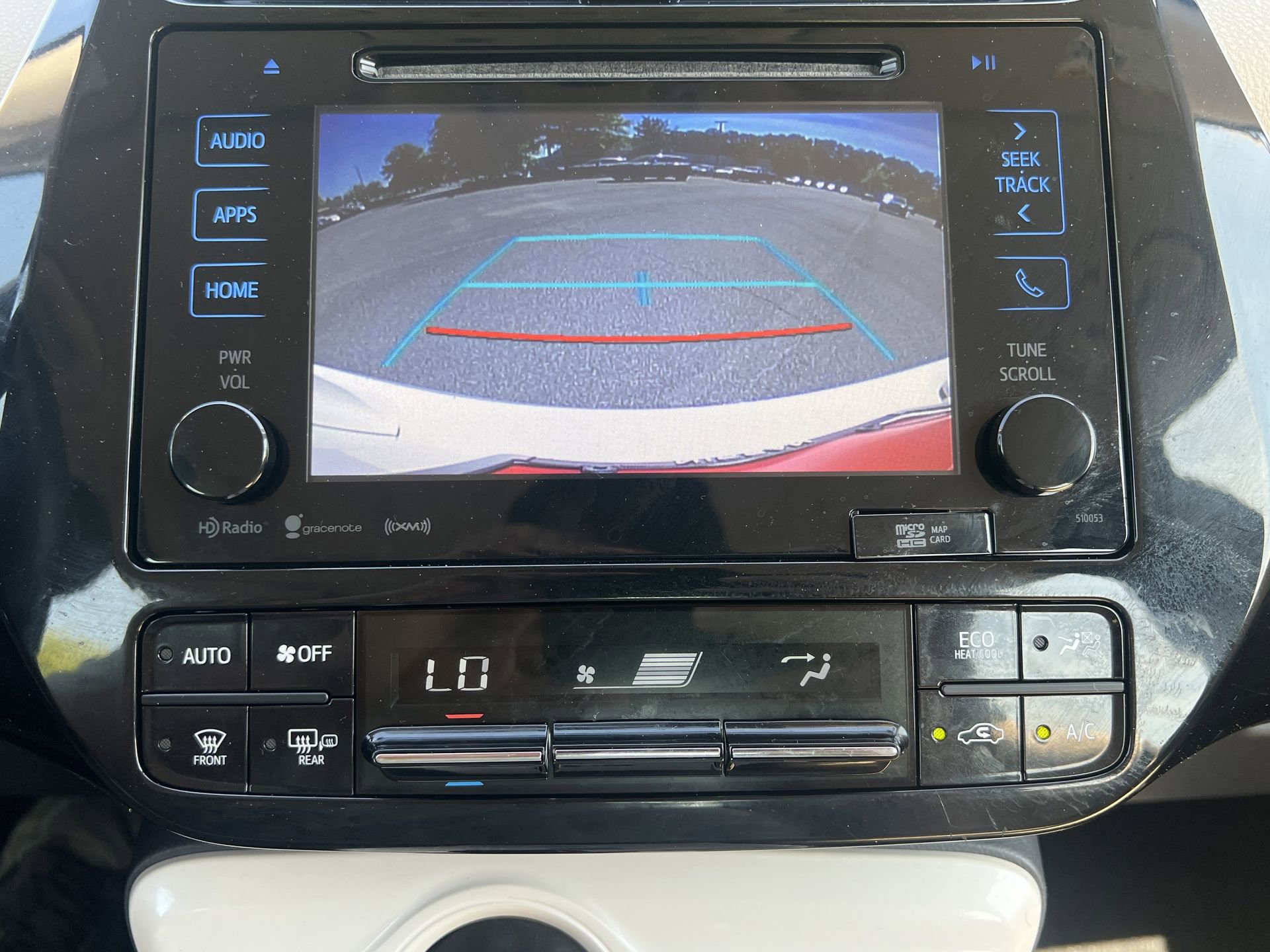 Used 2016 Toyota Prius Four image 4