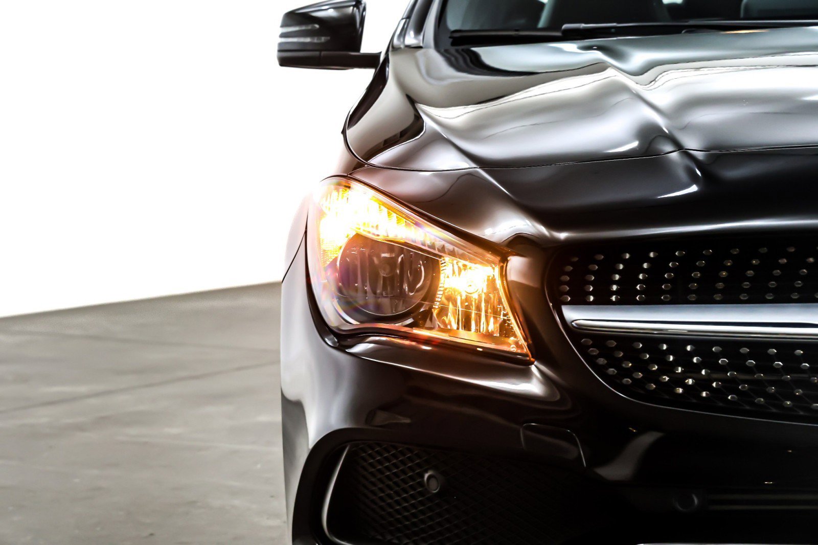 Used 2018 Mercedes-Benz CLA 250 image 14