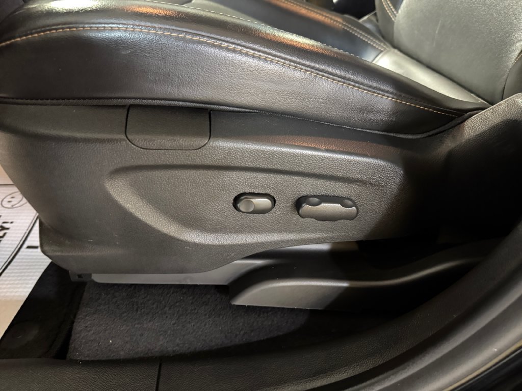 Used 2019 Chevrolet Trax Premier AWD/4WD image 13