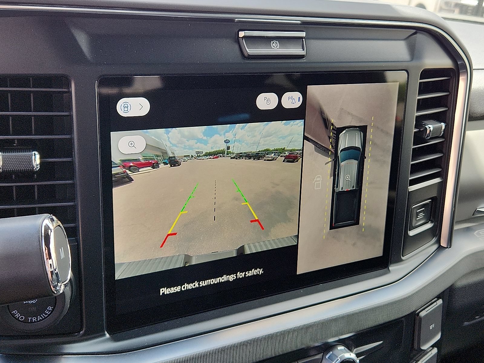 New 2025 Ford F250 Platinum AWD/4WD image 14