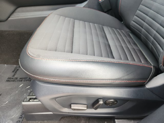 Used 2025 Ford Explorer ST-Line w/ Premium Package RWD image 26