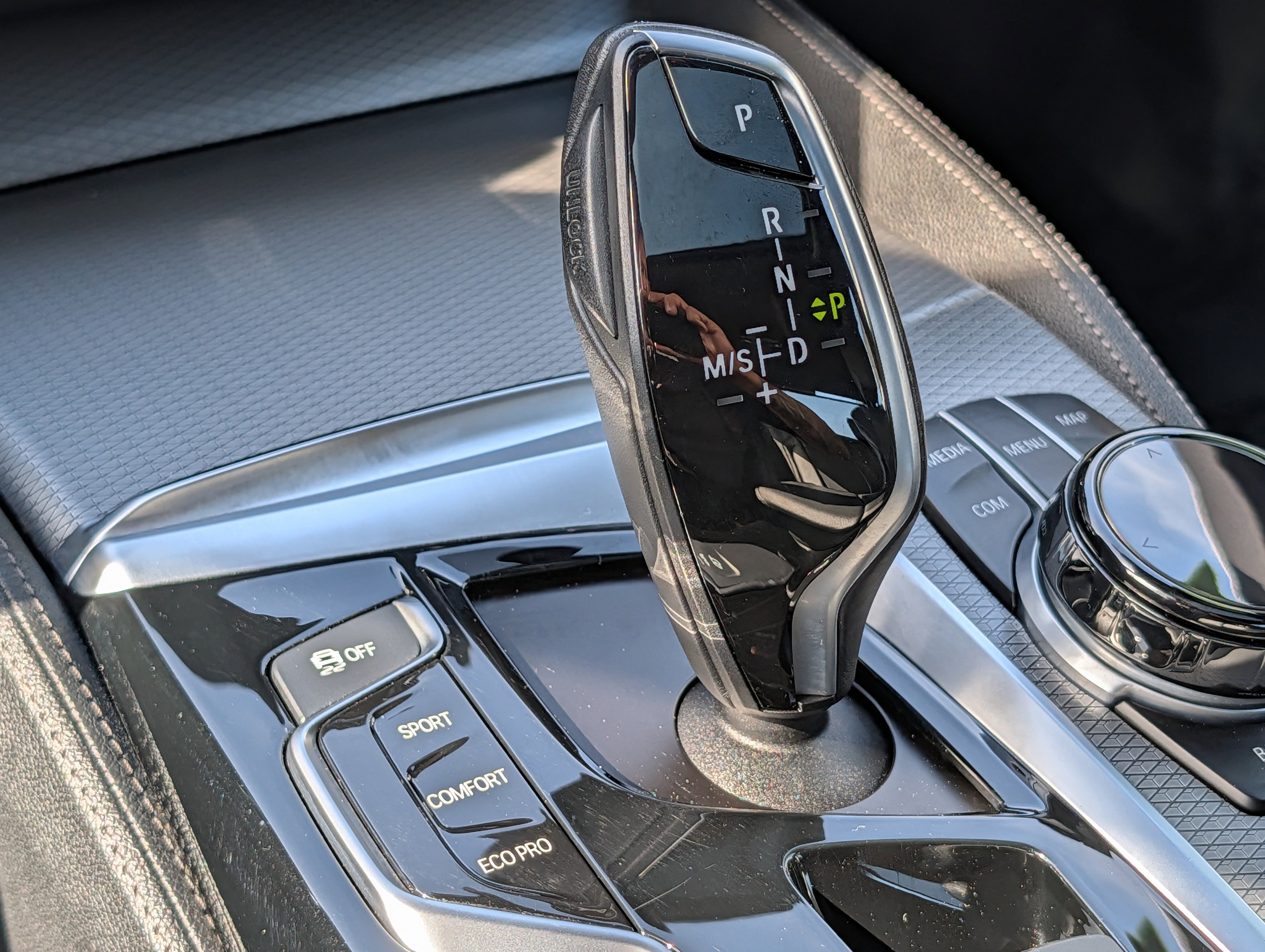 Used 2017 BMW 530i RWD image 31
