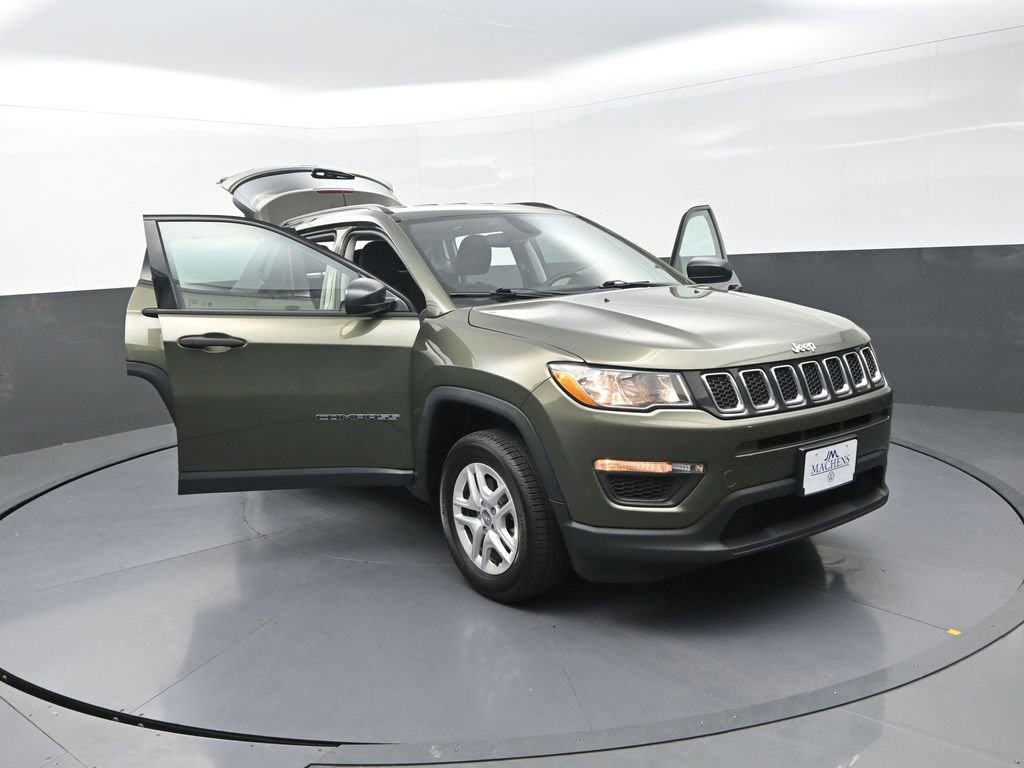 Used 2018 Jeep Compass Sport image 31