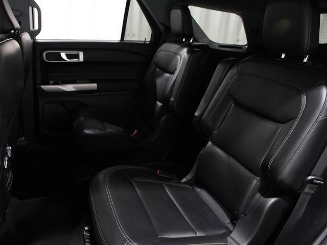 Certified 2022 Ford Explorer XLT w/ Equipment Group 202A image 20