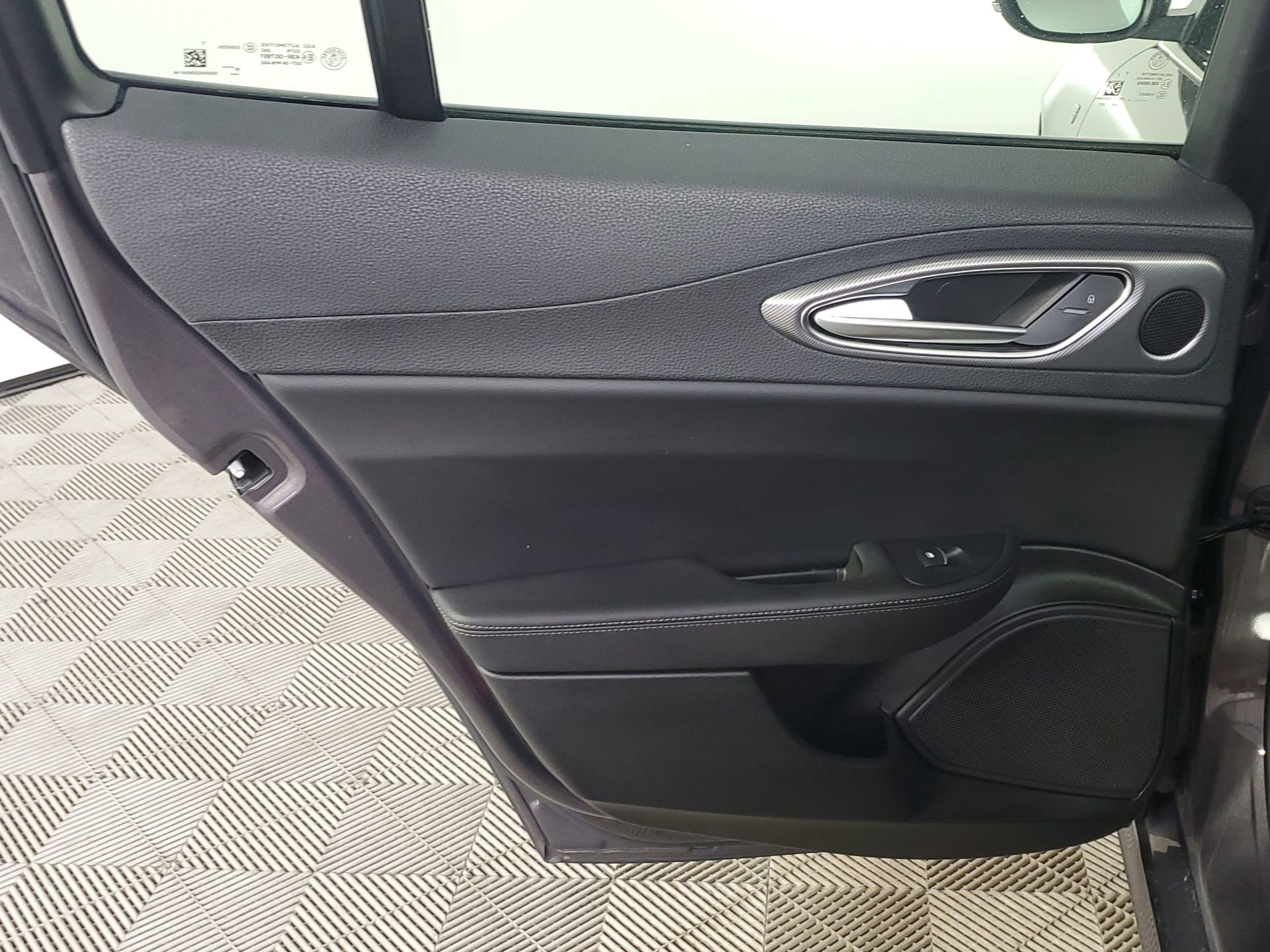 Used 2024 Alfa Romeo Giulia Ti w/ Active Assist Plus Package image 23