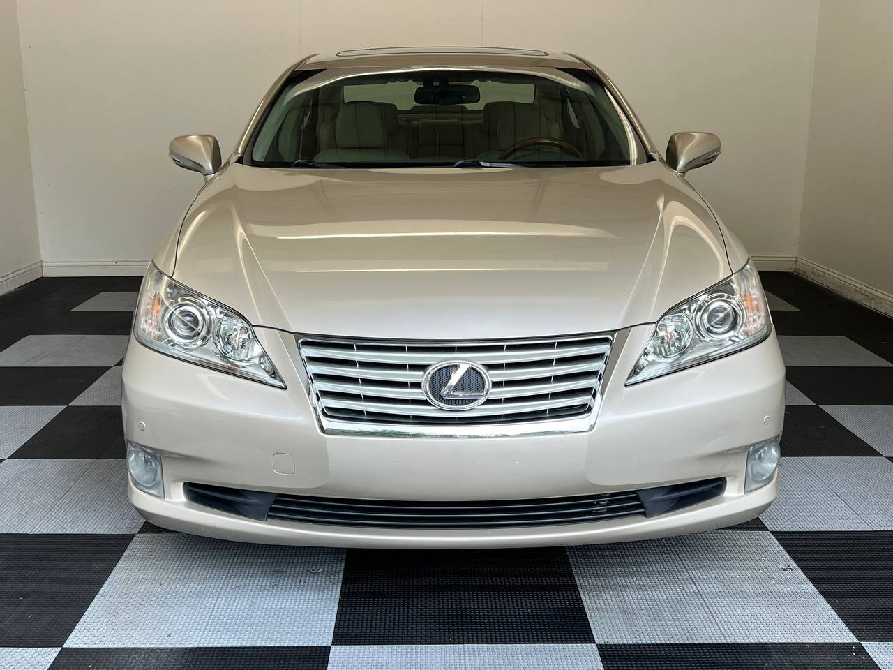 Used 2012 Lexus ES 350 image 2