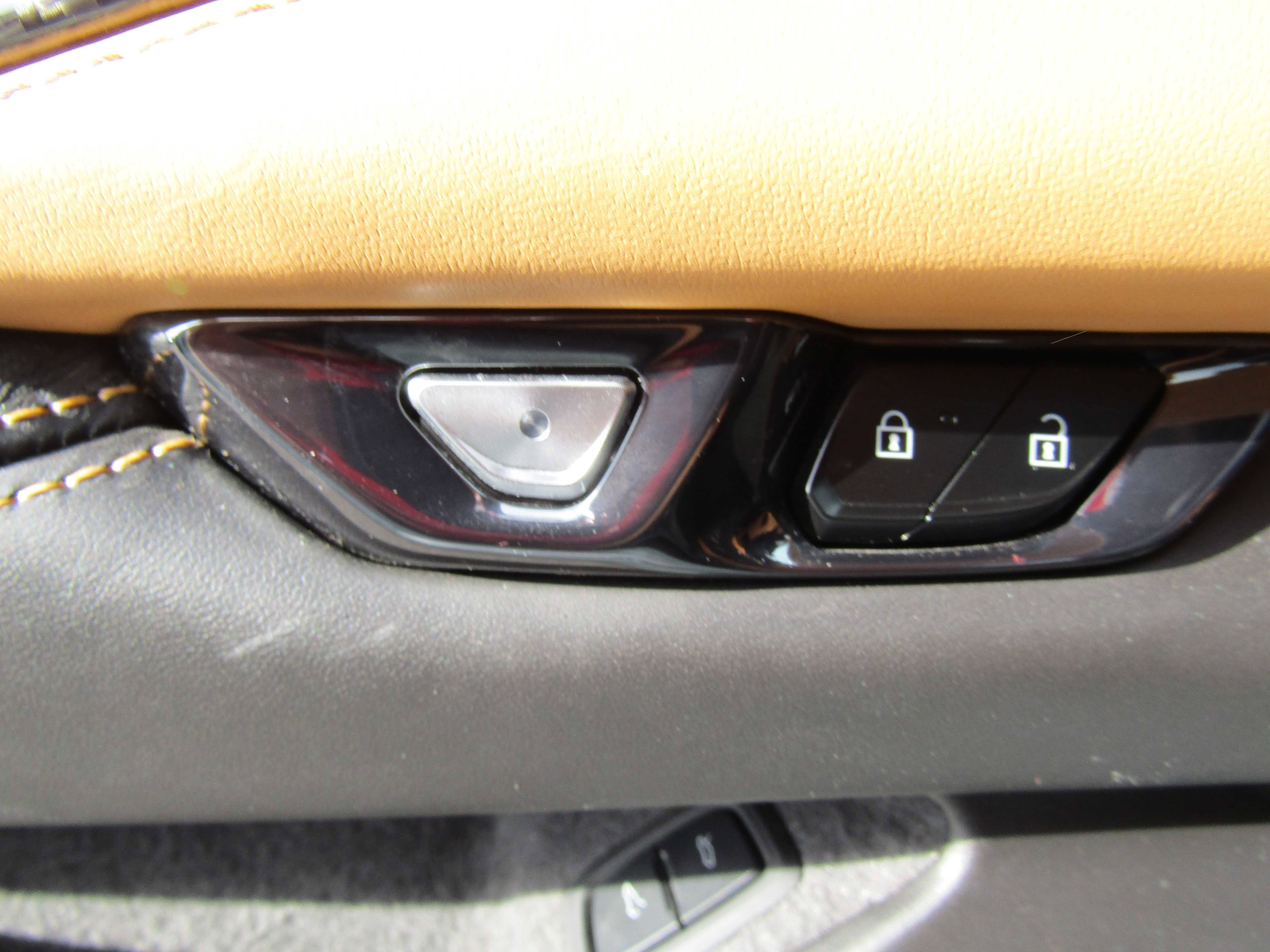Used 2024 Chevrolet Corvette Z06 RWD image 23