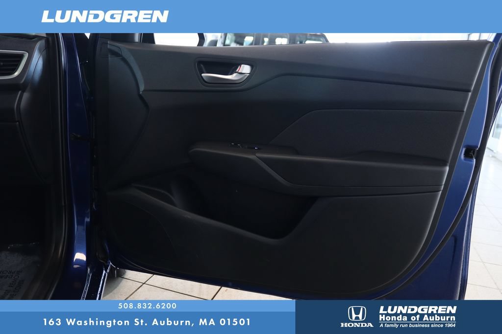 Used 2021 Hyundai Accent SE FWD image 14
