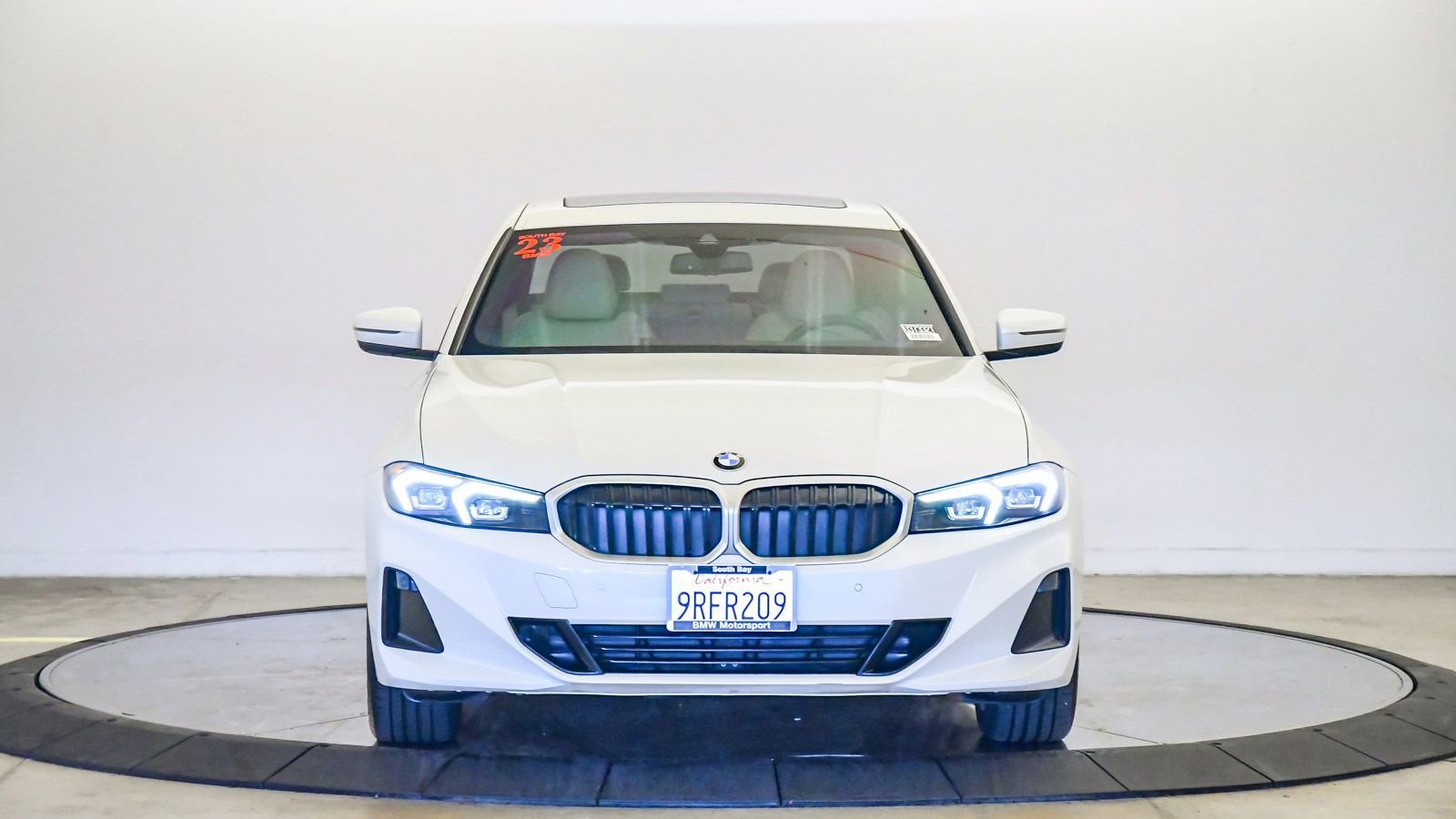 Used 2023 BMW 330i Sedan w/ Driving Assistance Package image 7