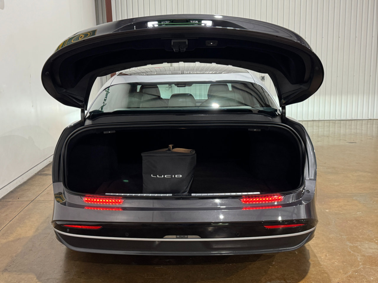 Used 2022 Lucid Air Grand Touring image 60