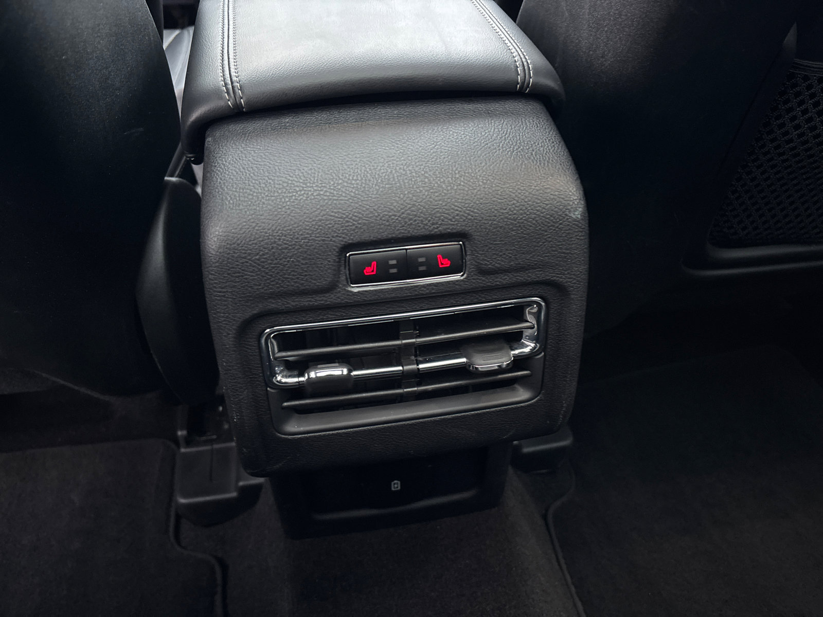 Certified 2022 Lincoln Corsair Reserve w/ Elements Package image 33