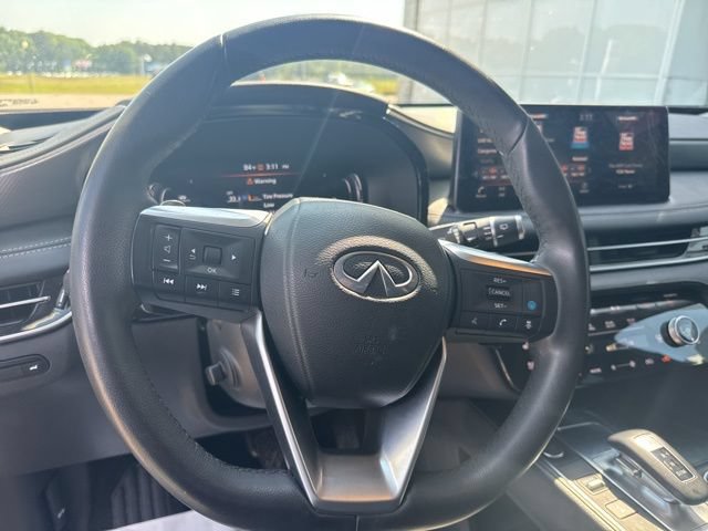 Used 2023 INFINITI QX60 Luxe w/ Cargo Package AWD/4WD image 19