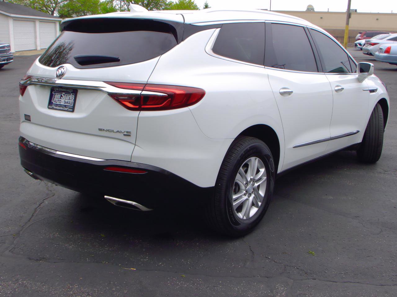 Used 2019 Buick Enclave Essence w/ Trailering Package, 5000 lbs. AWD/4WD image 2
