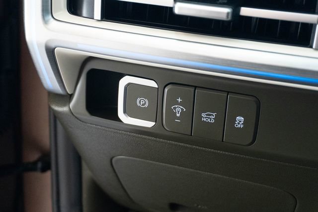 Used 2024 Hyundai Santa Fe Calligraphy image 24