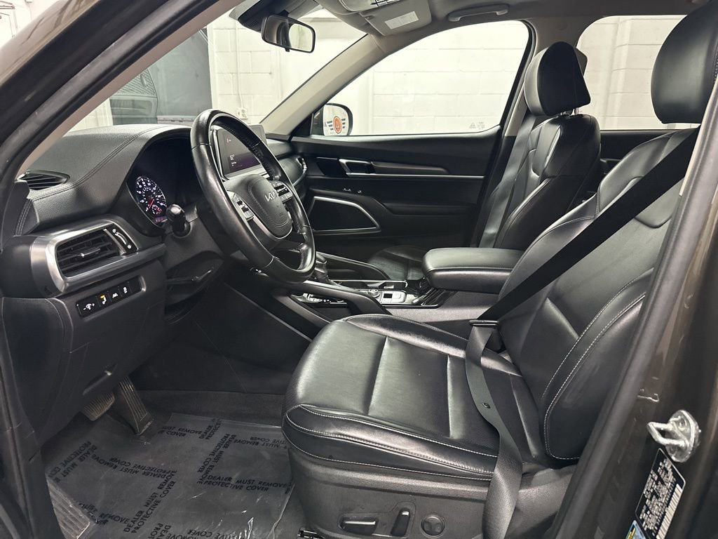 Used 2022 Kia Telluride S image 21