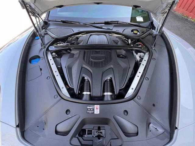 Used 2025 Porsche Panamera w/ Premium Package image 43