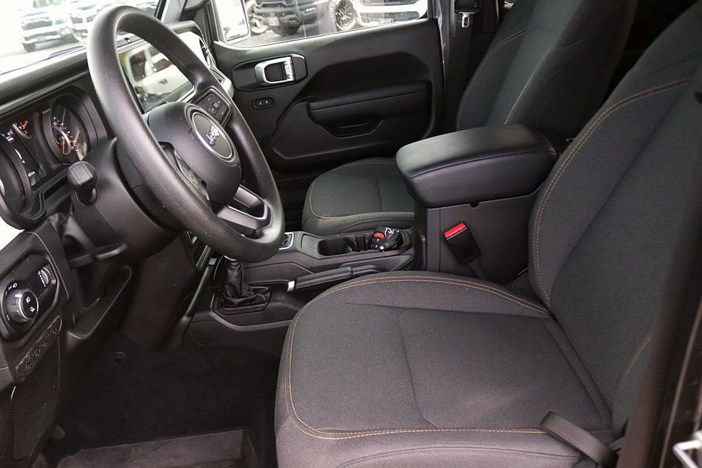 Used 2024 Jeep Gladiator Sport image 14