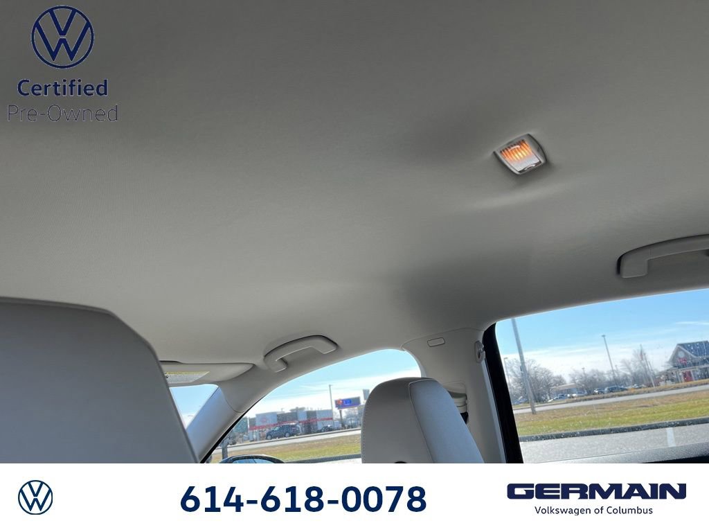 Used 2024 Volkswagen Jetta SE image 18