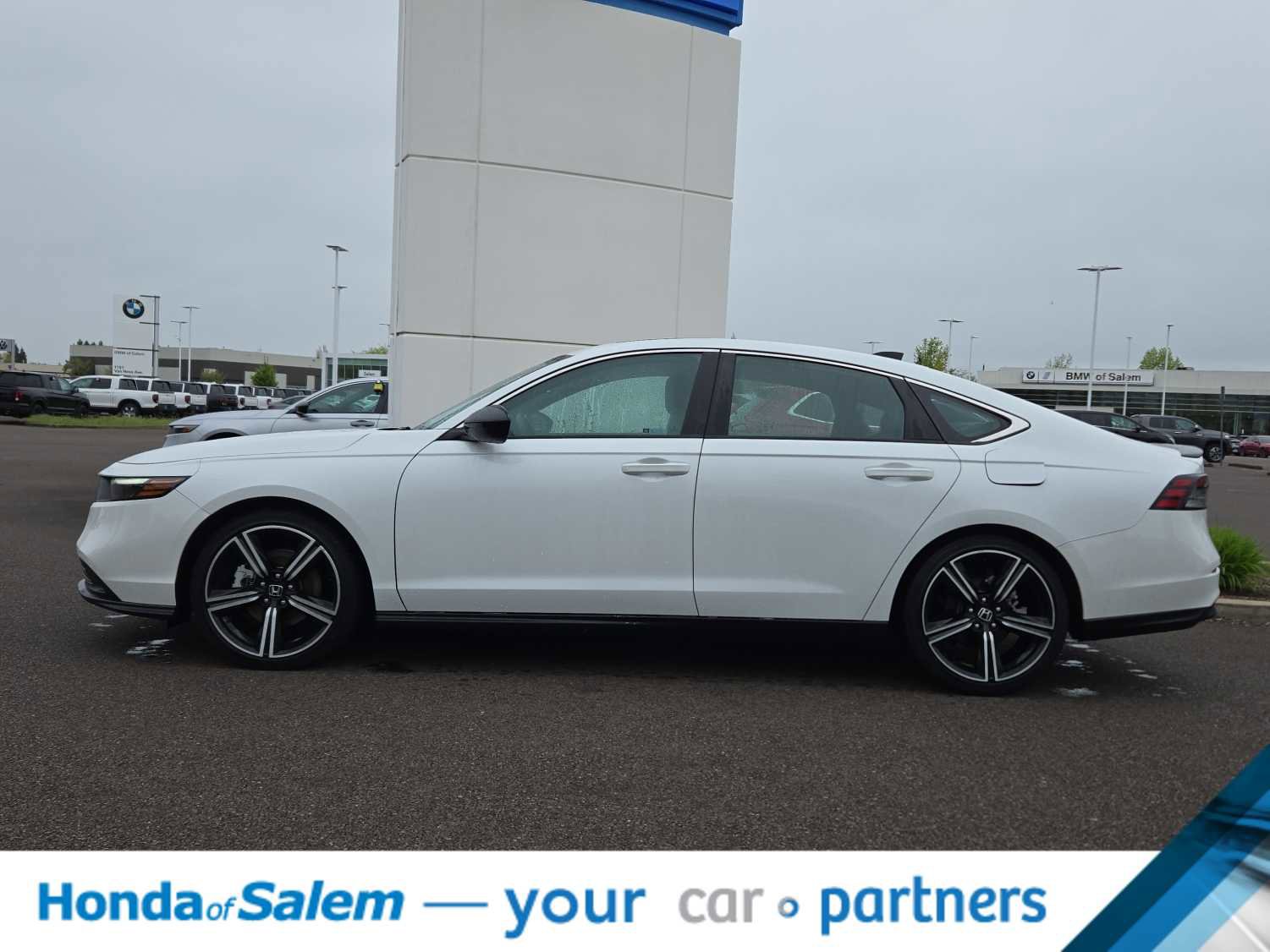 Used 2023 Honda Accord Sport image 3