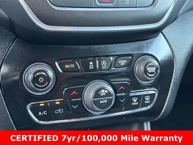 Certified 2022 Jeep Cherokee Trailhawk AWD/4WD image 24