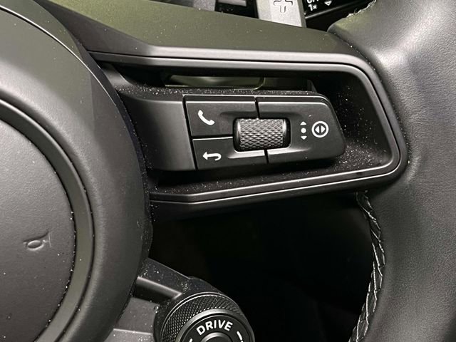 Certified 2025 Porsche Cayenne Coupe AWD/4WD image 40