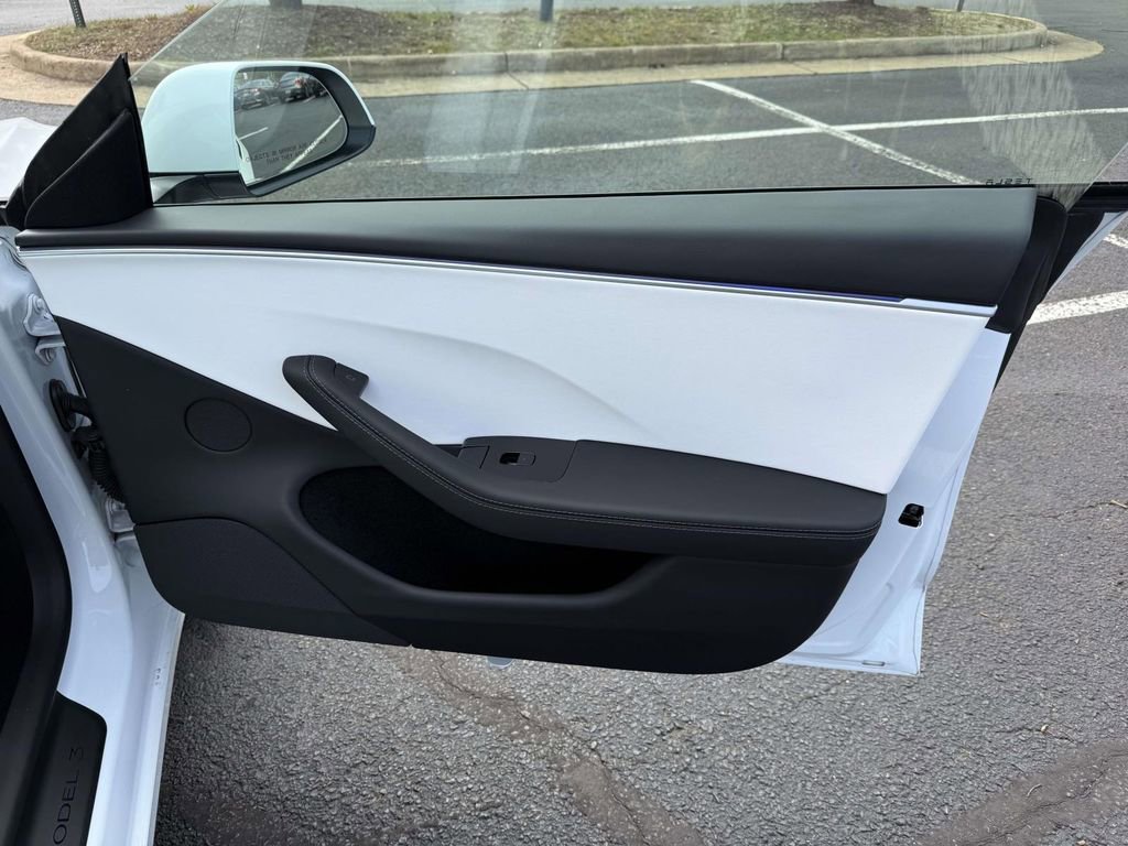 Used 2025 Tesla Model 3 Performance image 17