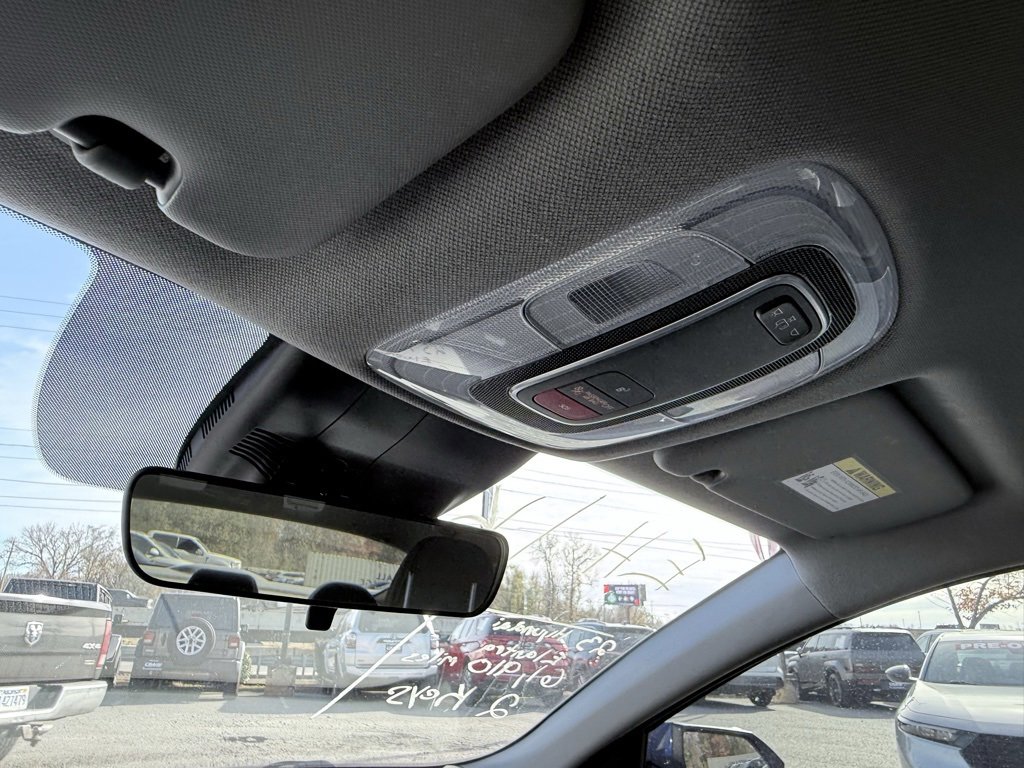 Used 2023 Hyundai Elantra SEL image 21