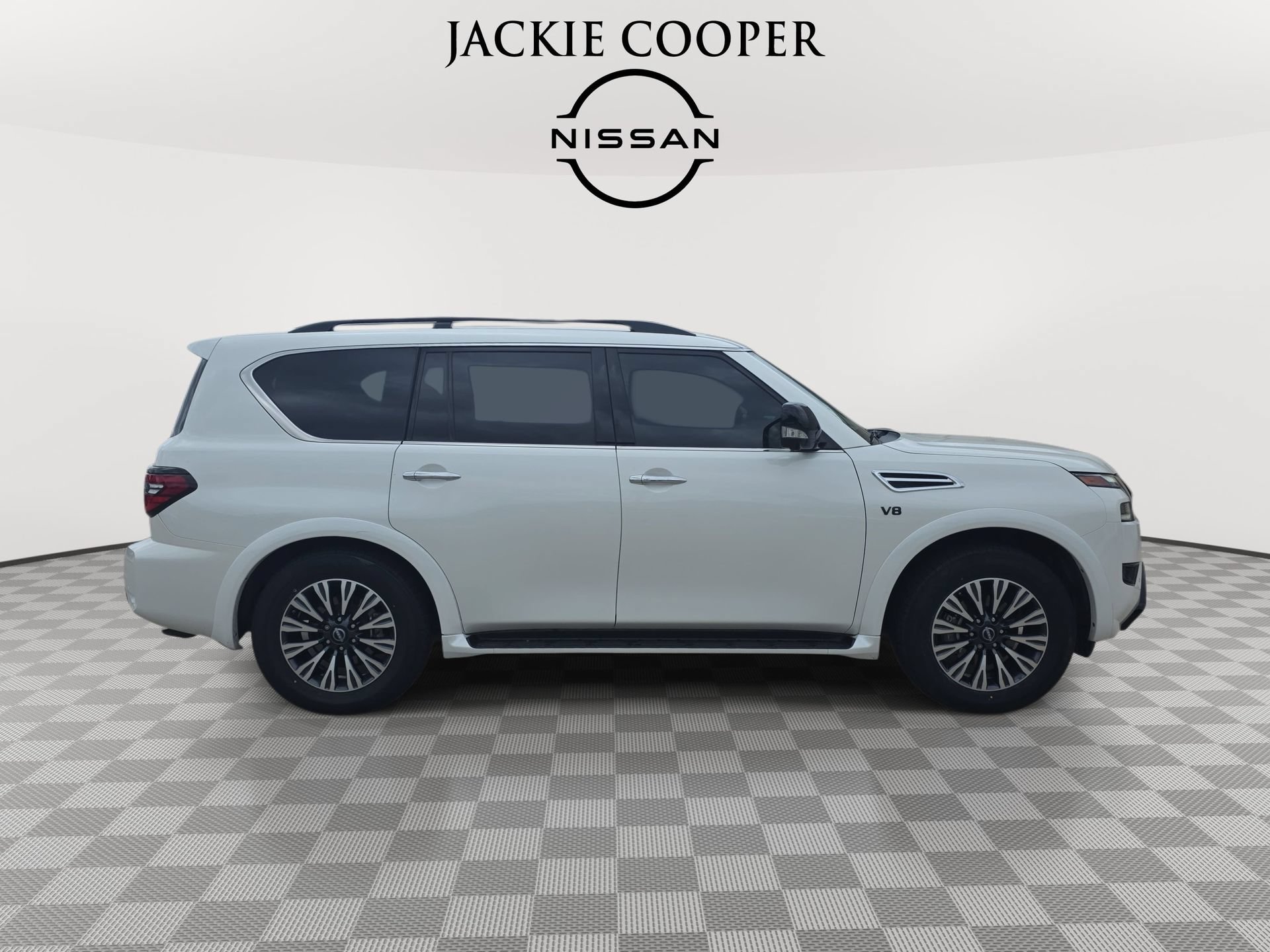 Used 2021 Nissan Armada SL w/ Midnight Edition Package AWD/4WD image 4