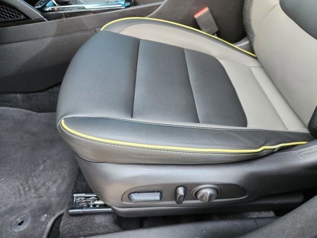 Used 2024 Chevrolet TrailBlazer ACTIV w/ Driver Confidence Package image 27