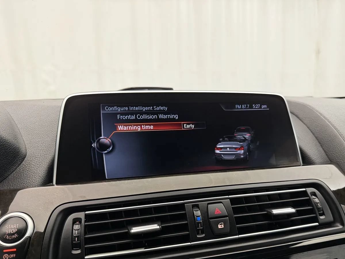 Used 2017 BMW M6 Convertible RWD image 27
