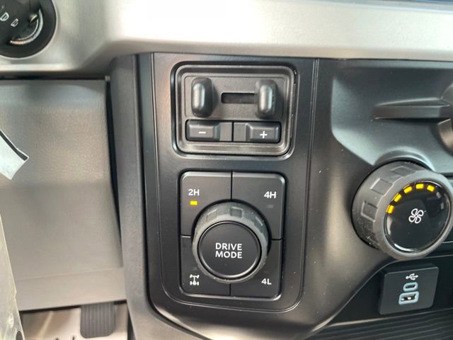 New 2026 Ford F250 XL w/ XL Chrome Package image 13