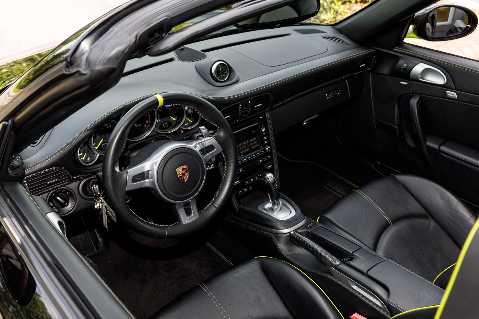Used 2012 Porsche 911 Turbo S AWD/4WD image 19