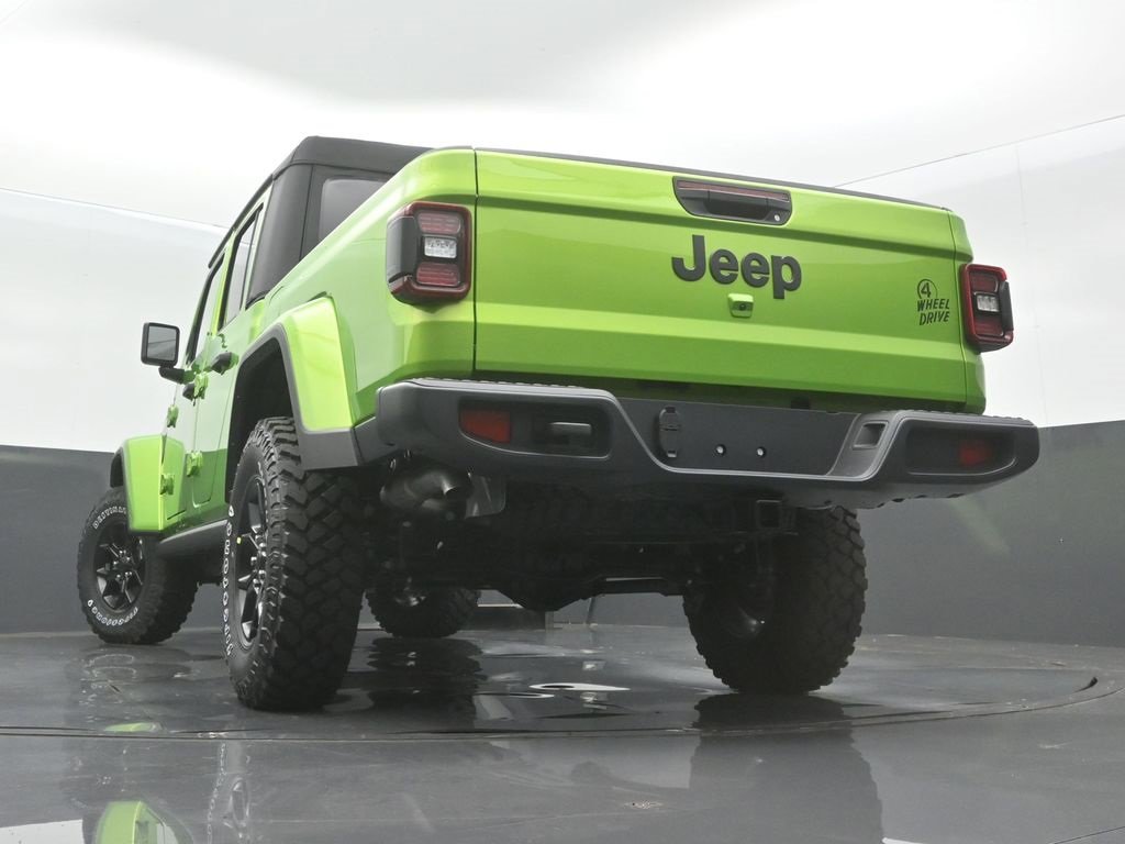 New 2025 Jeep Gladiator Willys image 31