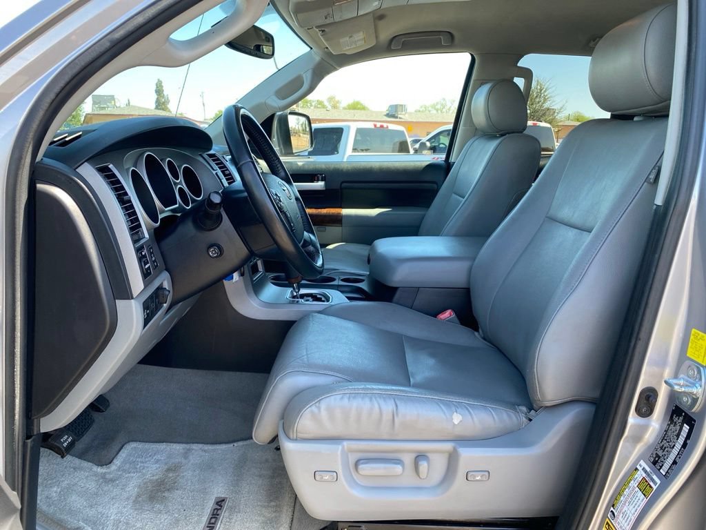 Used 2010 Toyota Tundra Limited AWD/4WD image 24